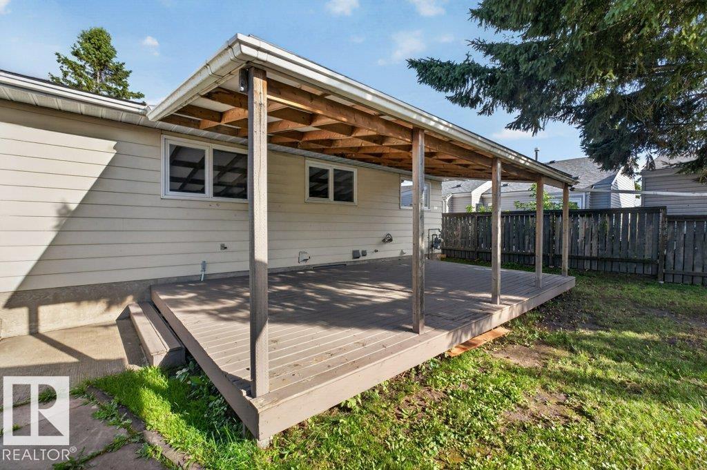 8720 26 AV NW - Image 44