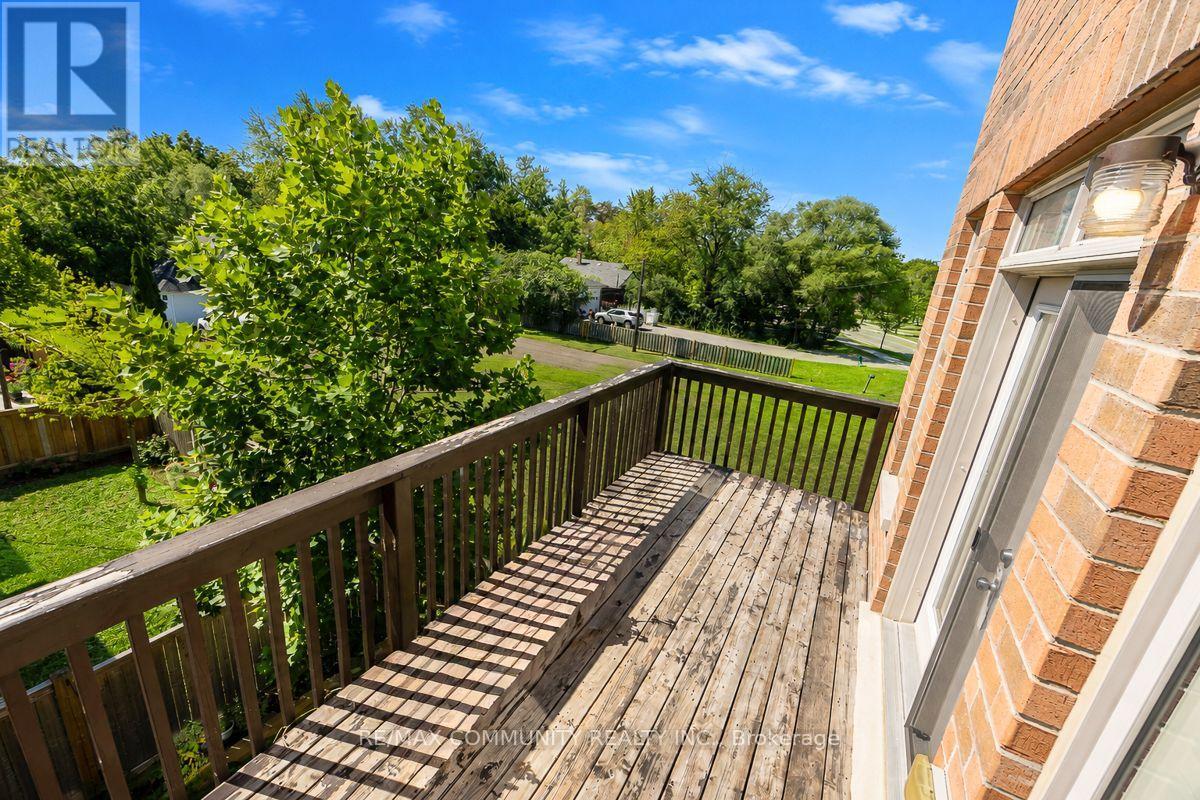 6435 KINGSTON ROAD - 22