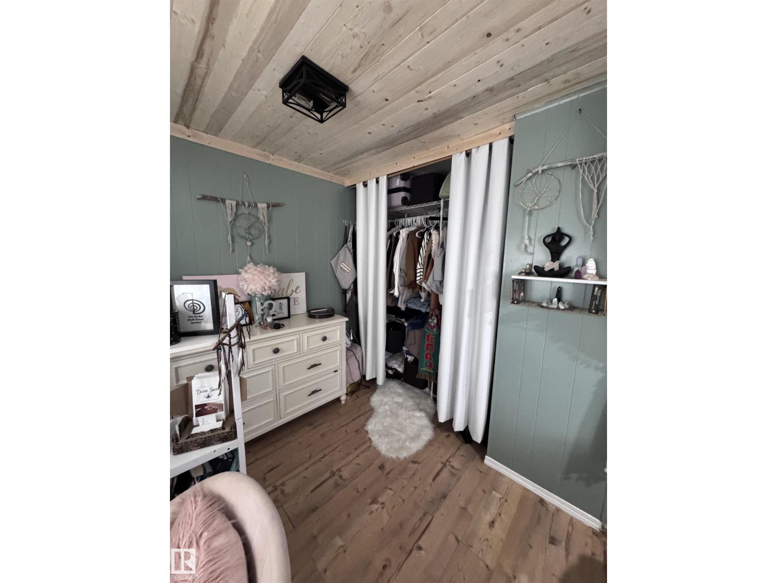 #44 9501 104 Ave - 14