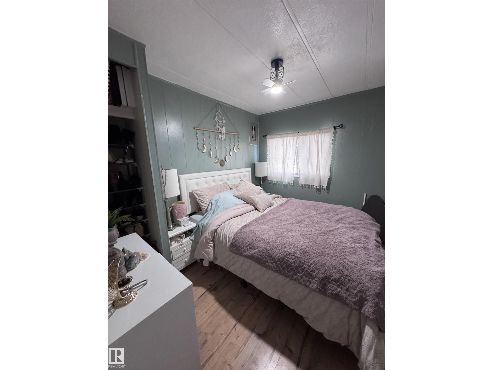 #44 9501 104 Ave - 16
