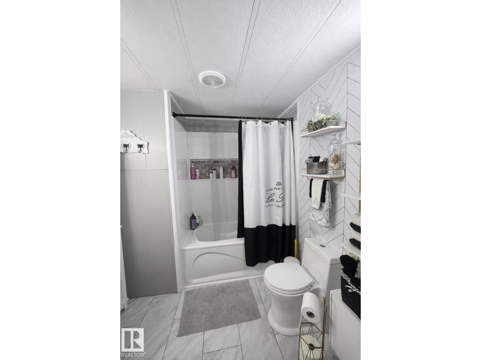 #44 9501 104 Ave - 30