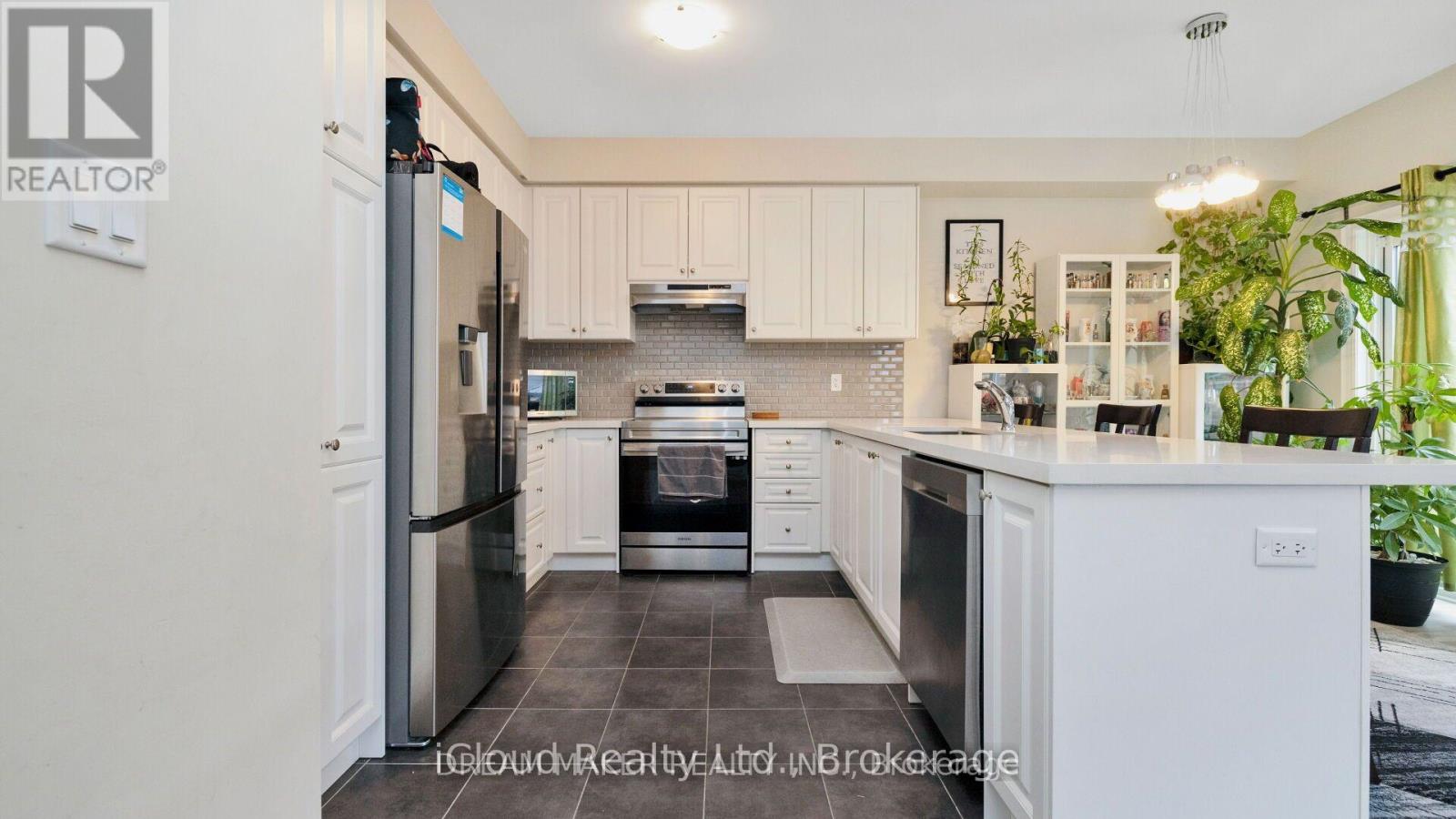73 LORNE THOMAS PLACE - Image 13