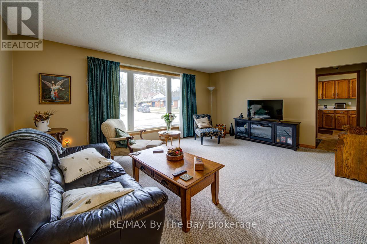 229 DATAS DRIVE E - Image 17