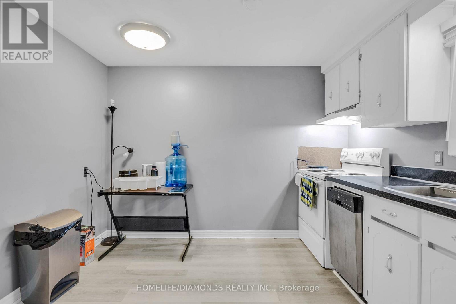 15 KEEFER ROAD - 14