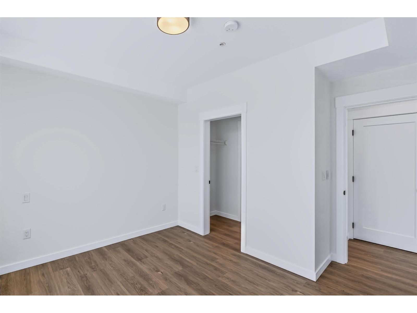3 Bed, 2 Bath Apartment for Sale in Langley – 315 27218 ALDERGROVE TOWN CENTRE DRIVE, Langley – MLS# R3144445 - Image 30