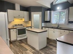 3pc Ensuite bath - , Angusville, MB R0J0A0 Photo 11