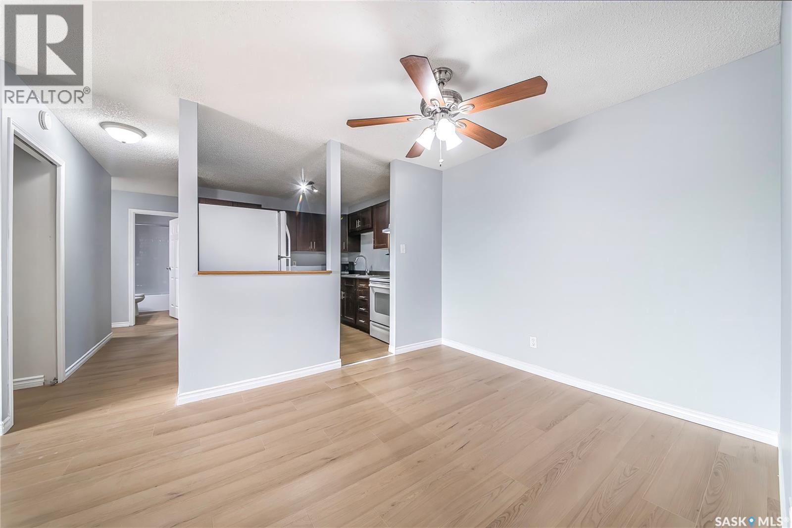#301 335 Kingsmere BOULEVARD - 13