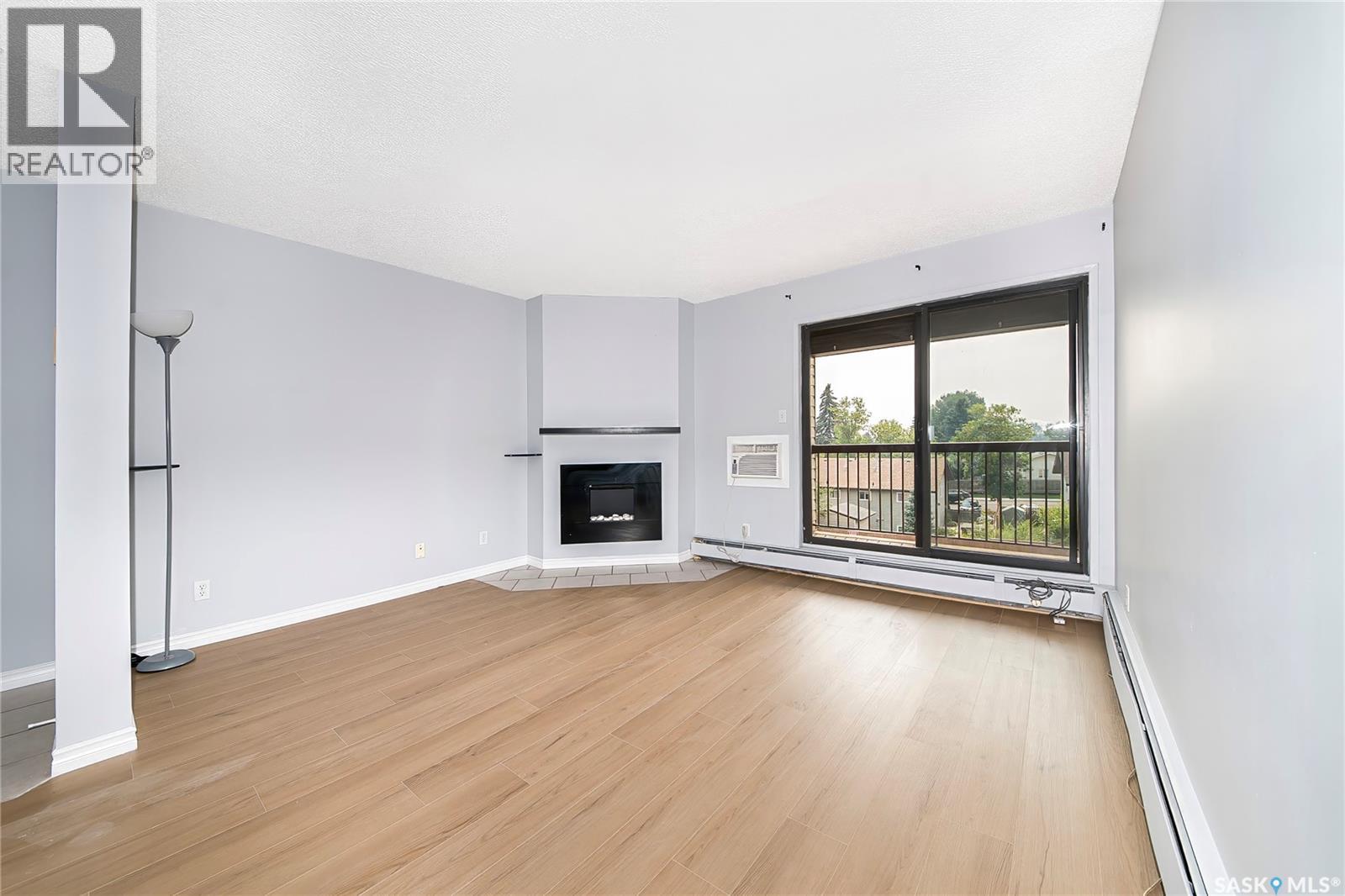 #301 335 Kingsmere BOULEVARD - 8