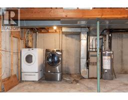 10 Cayuga Crescent W - photo 18