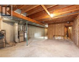 10 Cayuga Crescent W - photo 19