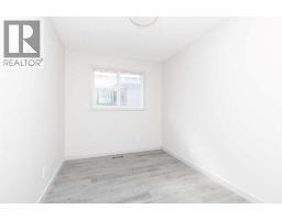 10 Cayuga Crescent W - photo 11