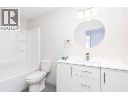 10 Cayuga Crescent W - photo 14