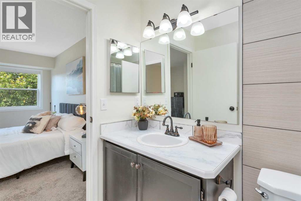 5430 45 Street - 23