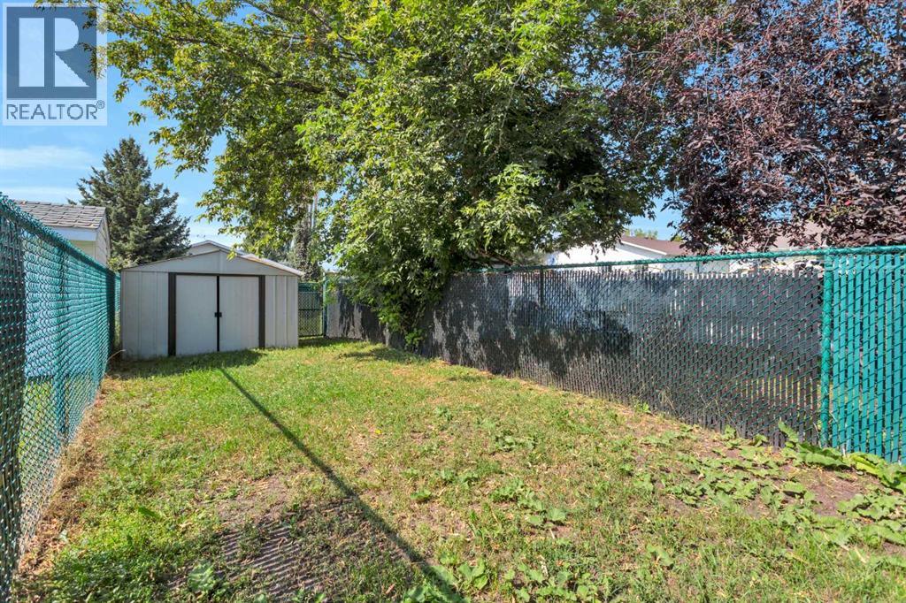 5430 45 Street - 36