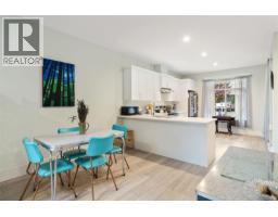 Kitchen - 32 300 Grosskleg Way, Lake Cowichan, BC V0R2G0 Photo 6