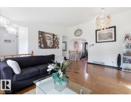 Bedroom 3 - 242 Northmount Dr, Wetaskiwin, AB T9A3M4 Photo 7