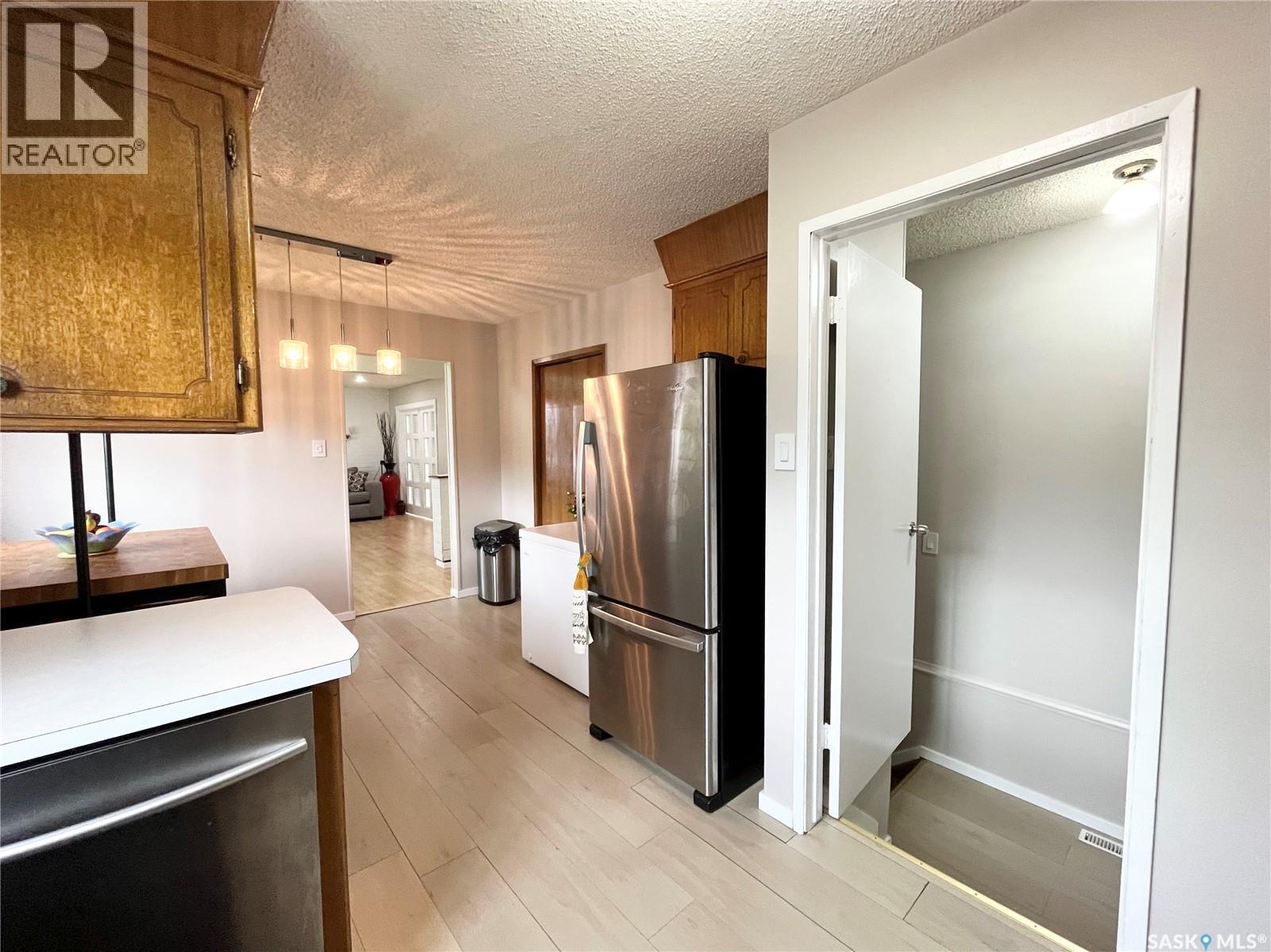 10 Mackie CRESCENT - Image 6