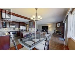 4pc Bathroom - 5803 Dalgleish Road Nw, Calgary, AB T3A1K4 Photo 7