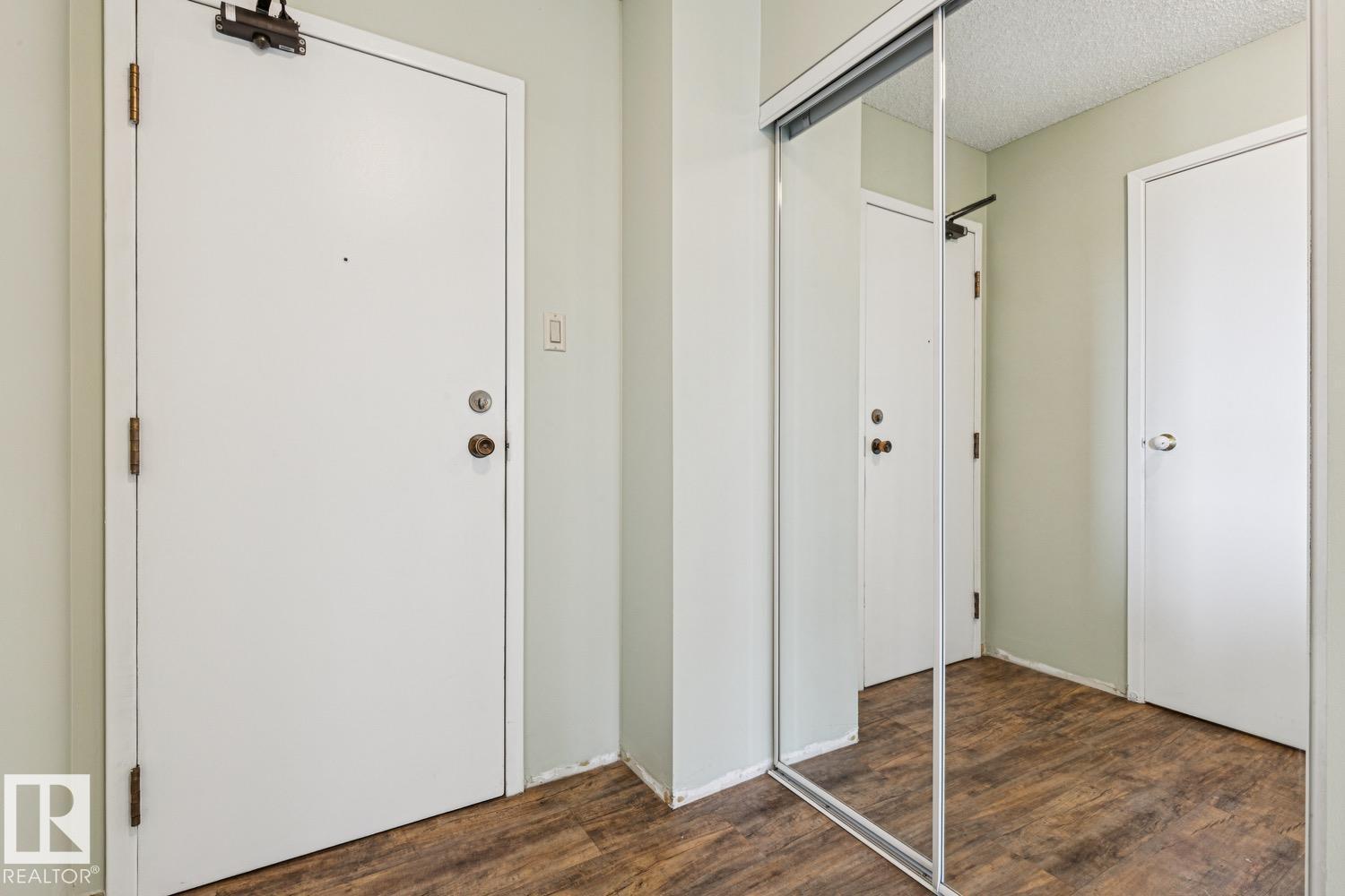 #905 9929 113 ST NW - 2
