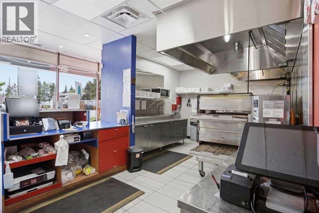 5403 Crowchild Trail Trail Northwest, Calgary, Alberta, T3A2G8, Calgary, Alberta — photo 5 of 5