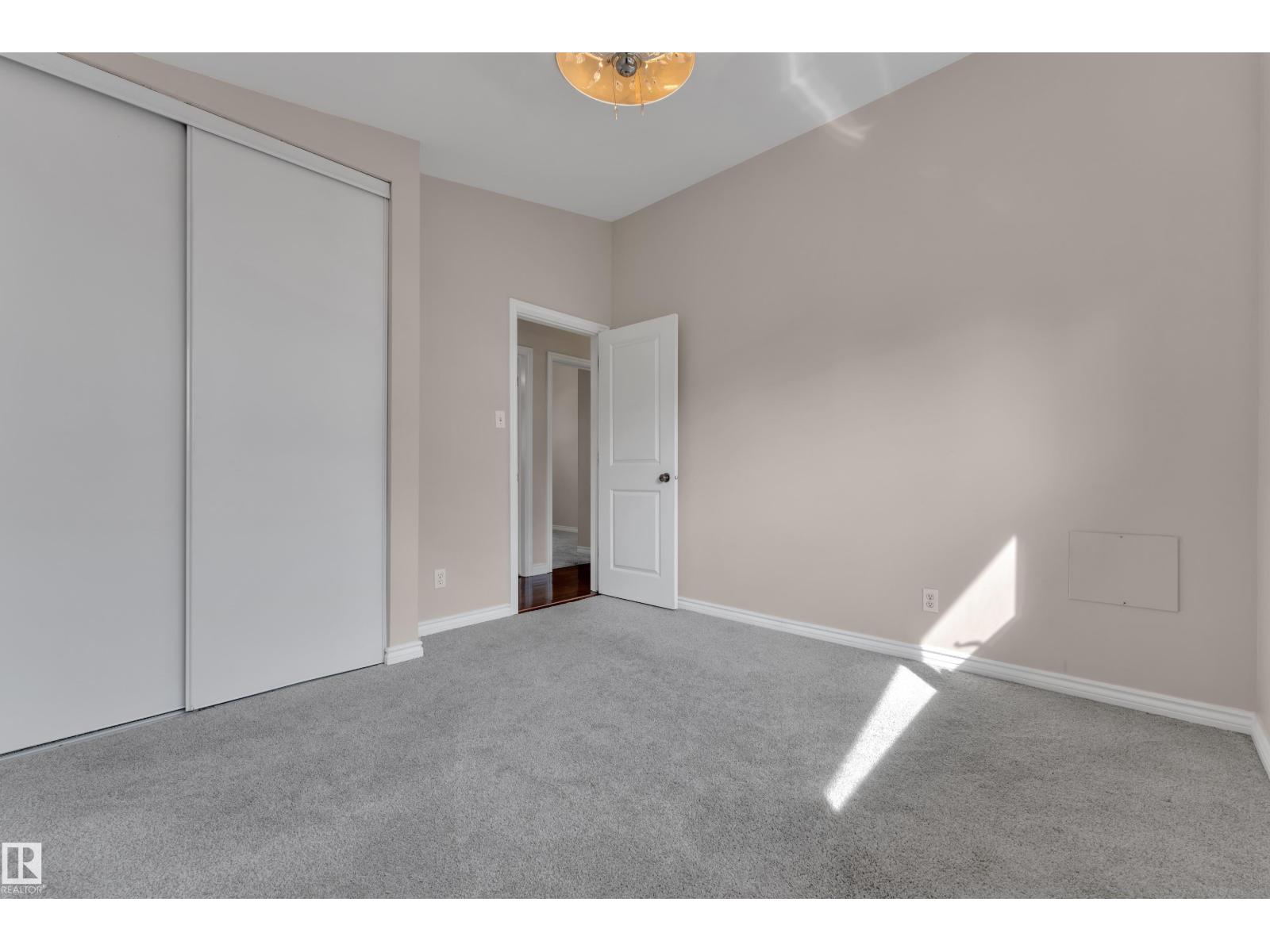8803 68A ST NW - Image 28