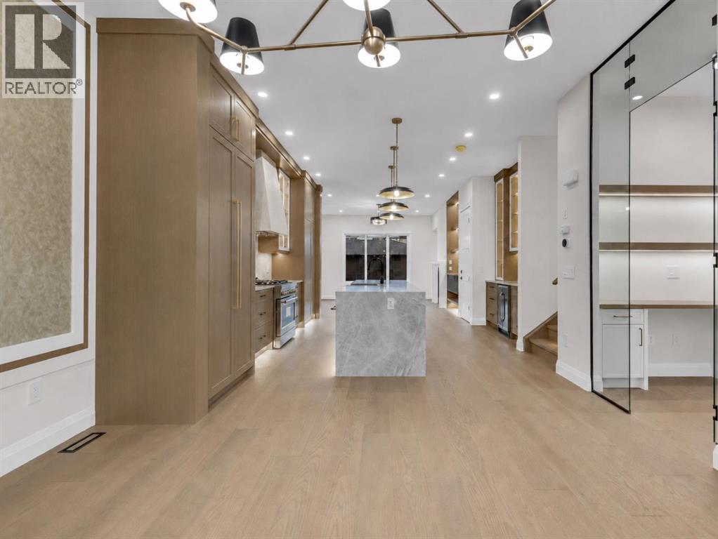 2328 54 Avenue SW - Image 6