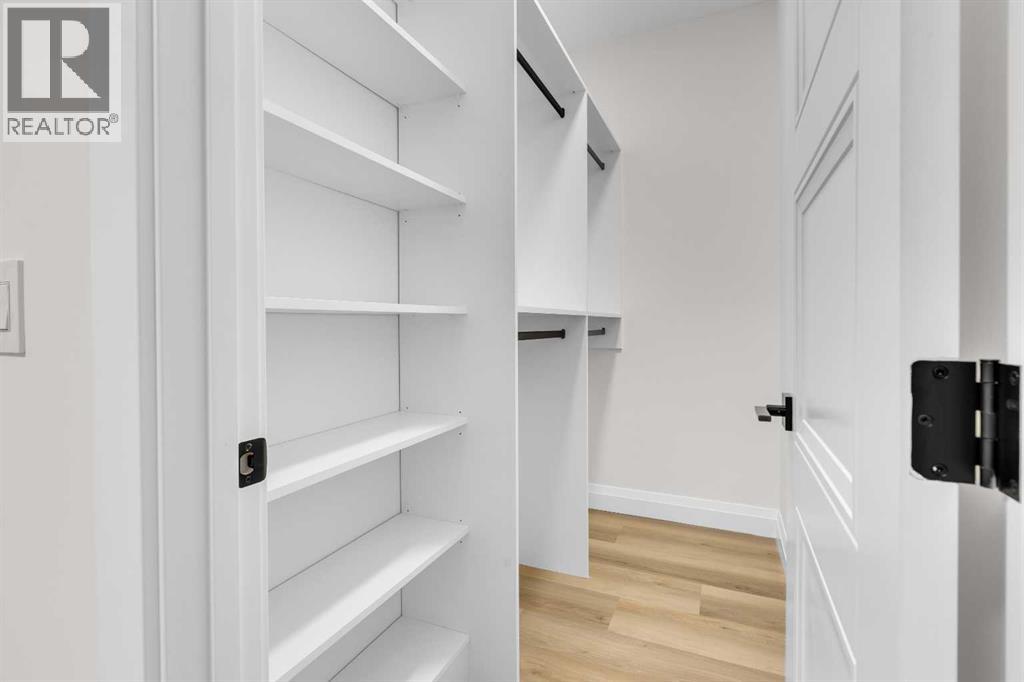 2328 54 Avenue SW - Image 37