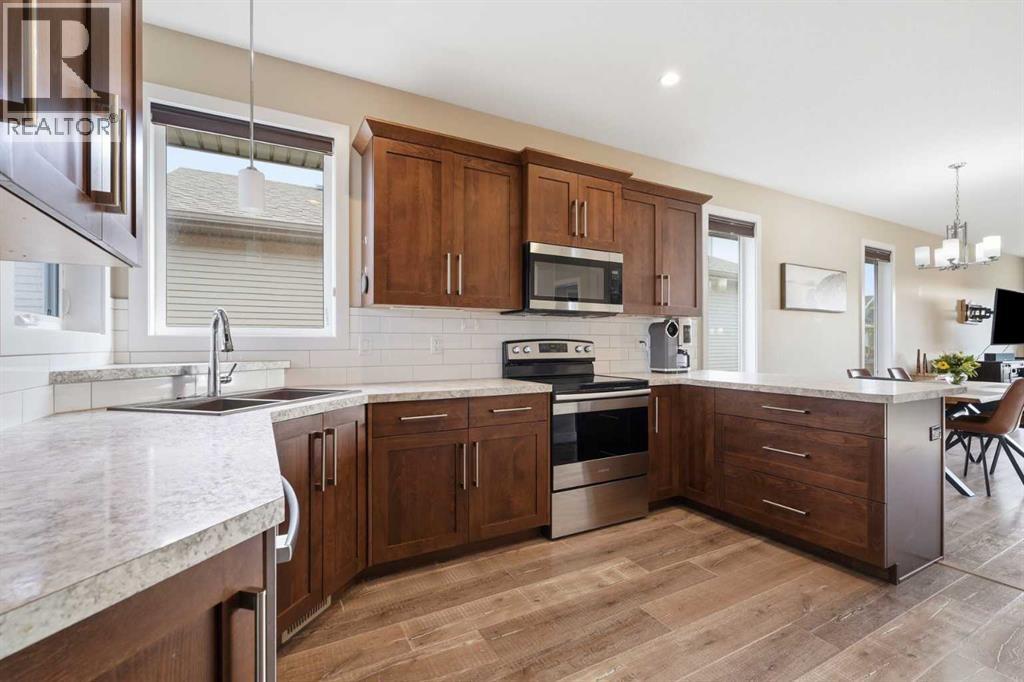 89 Aztec Crescent - 12