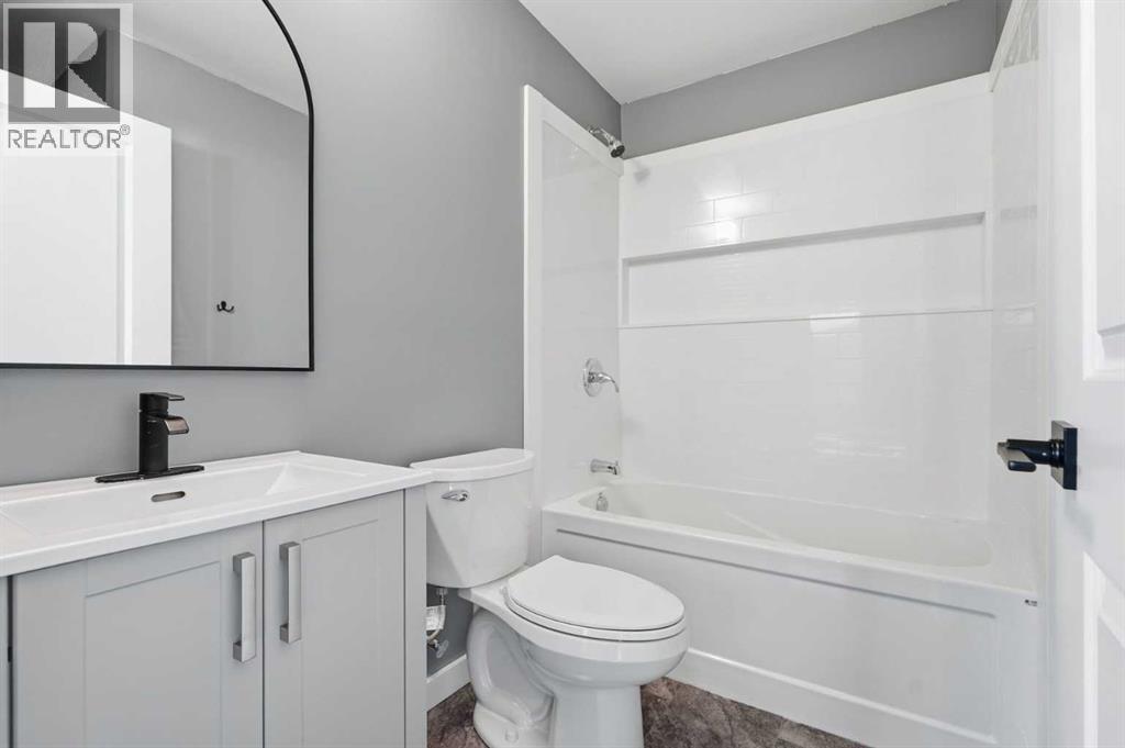 89 Aztec Crescent - 23