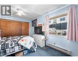 625 Broadway St, Saanich, BC V8Z2G5 Photo 23