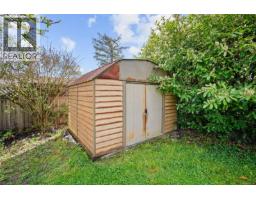 625 Broadway St, Saanich, BC V8Z2G5 Photo 37