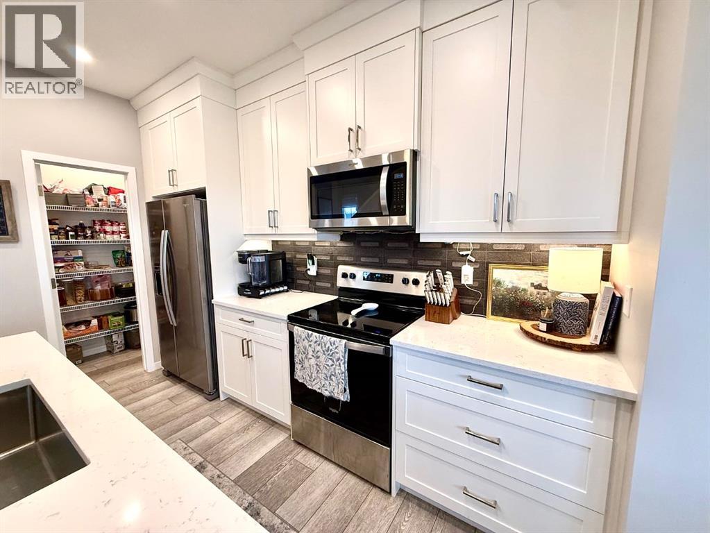 1501 3 Street SE - photo 5