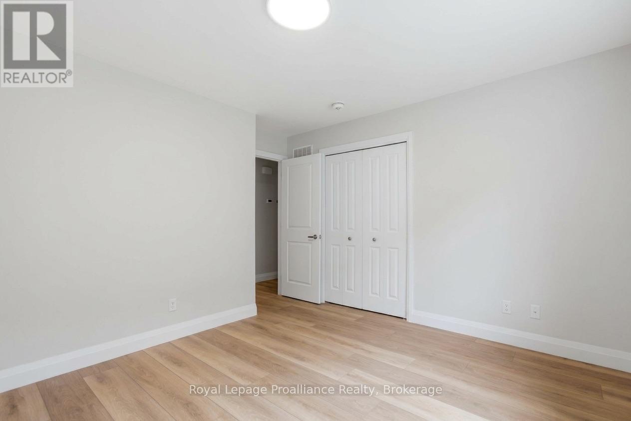 41 CLAYTON JOHN AVENUE - Image 20