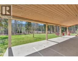 Living room - 2481 Coalmont Road, Coalmont Tulameen, BC V0H1G0 Photo 7