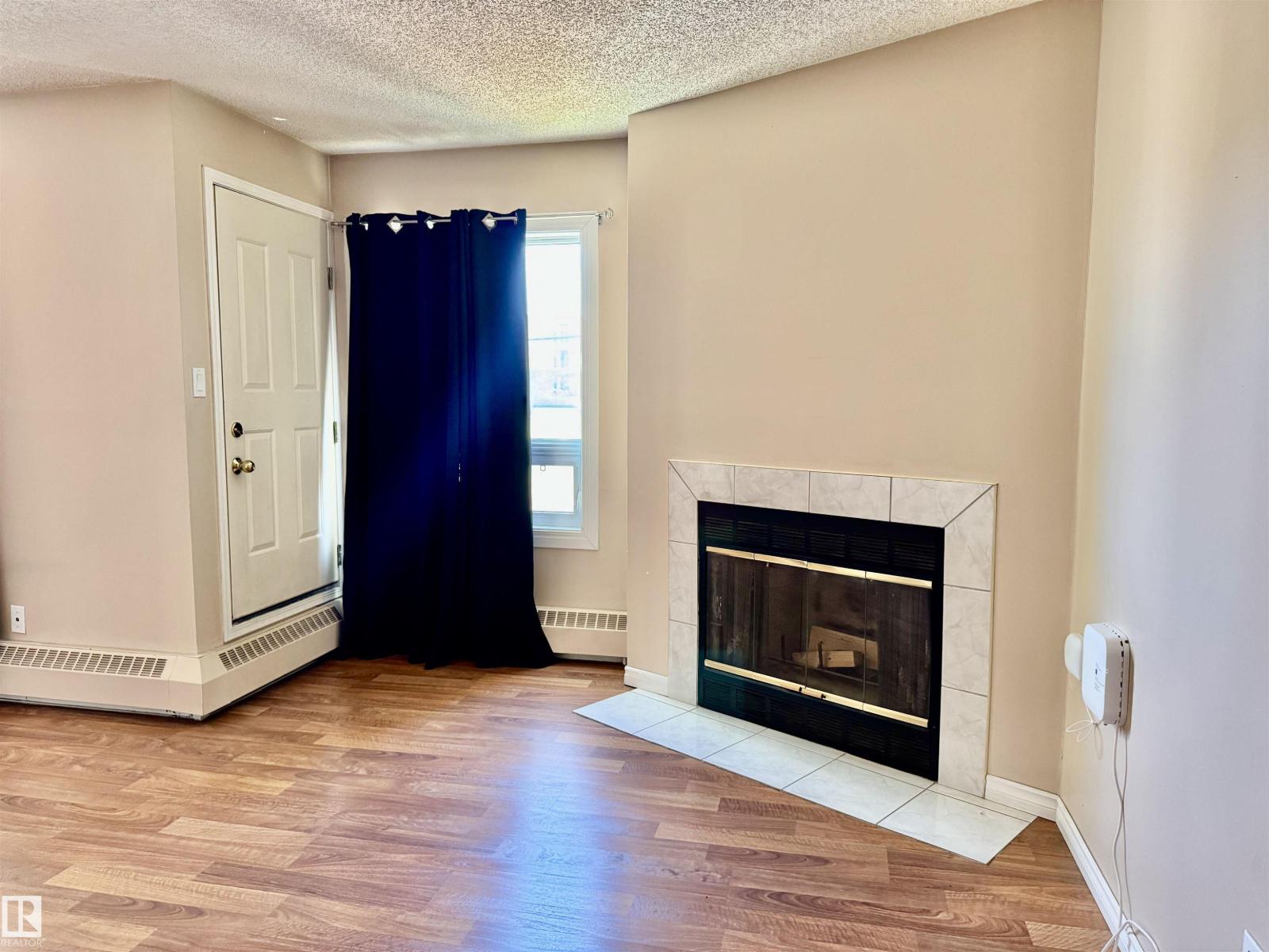 #204 11807 101 ST NW - 7
