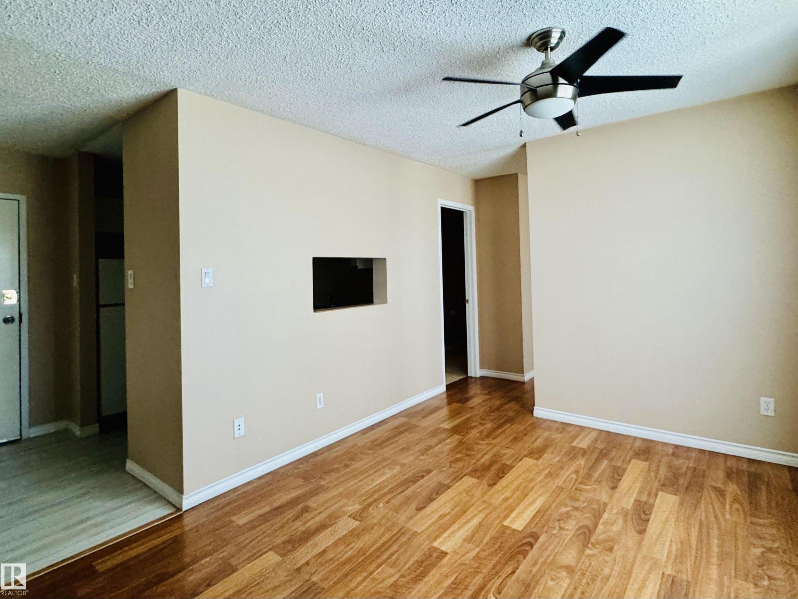 #204 11807 101 ST NW - 9