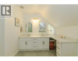 5240 La Bonne Rd, Metchosin, BC V9C0A5 Photo 21