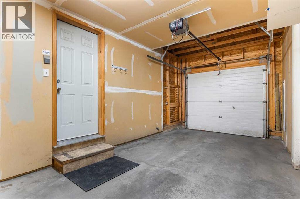 51 Eversyde Court SW - 24
