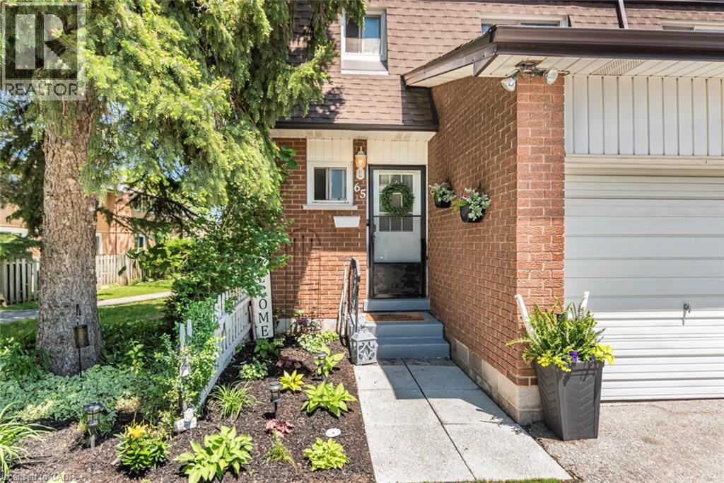 #65 1440 GARTH Street - 2
