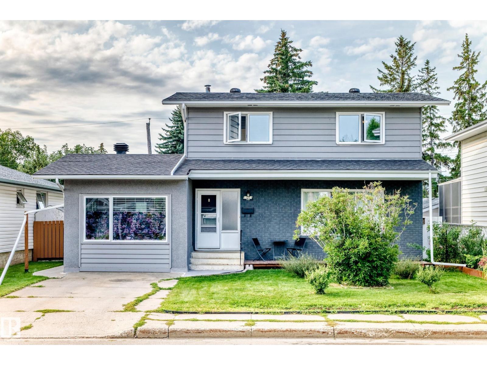 11211 40 AV NW, Edmonton, Alberta, T6J0P9