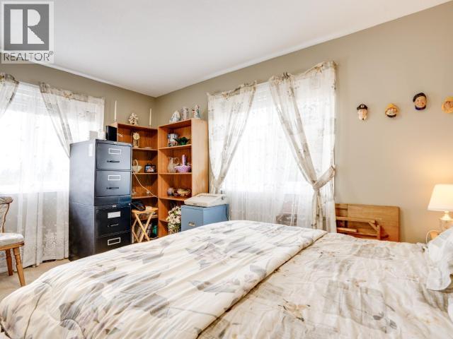 6886 HARVIE AVE - Image 21