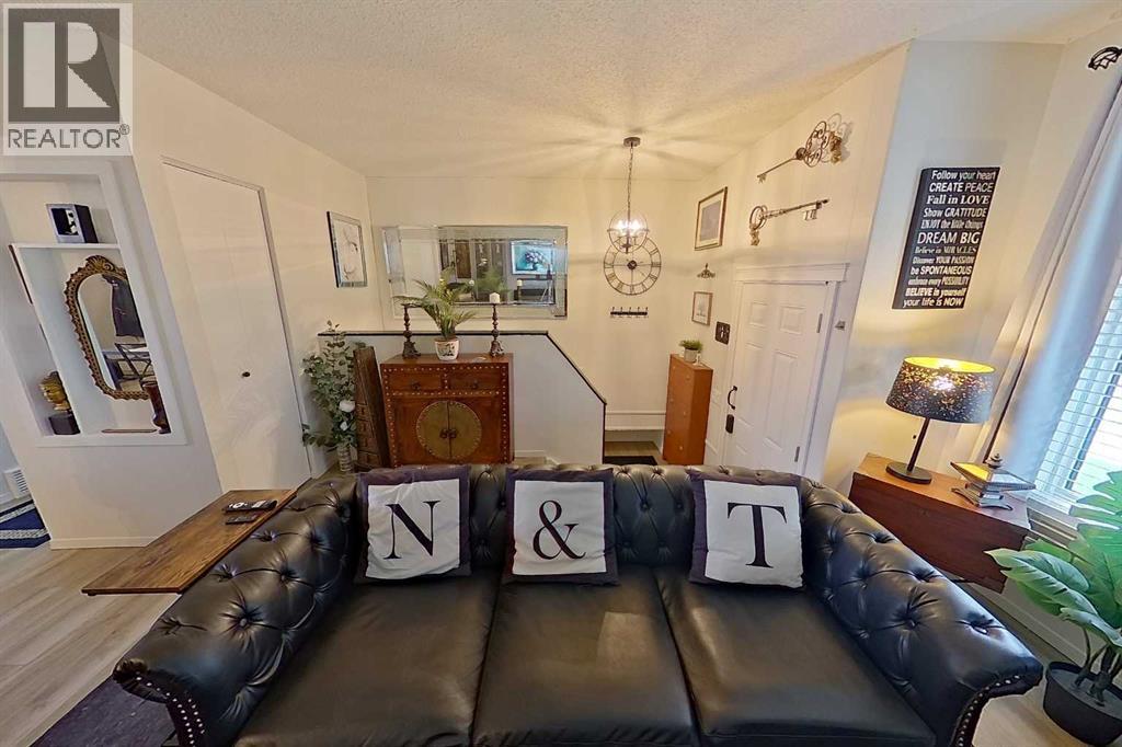 3232 Doverville Crescent SE - Image 4