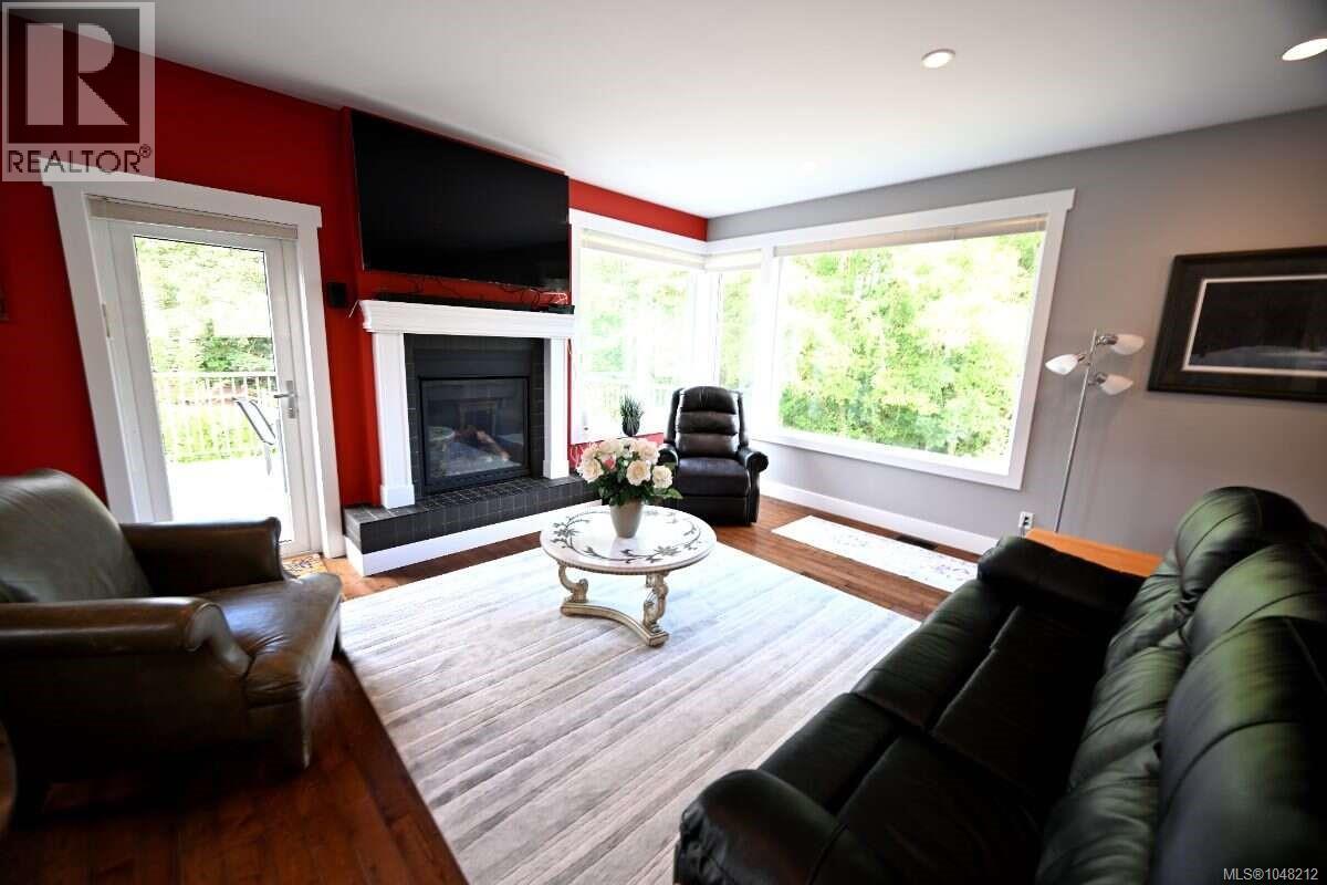 2625 Streamside Pl - Image 25