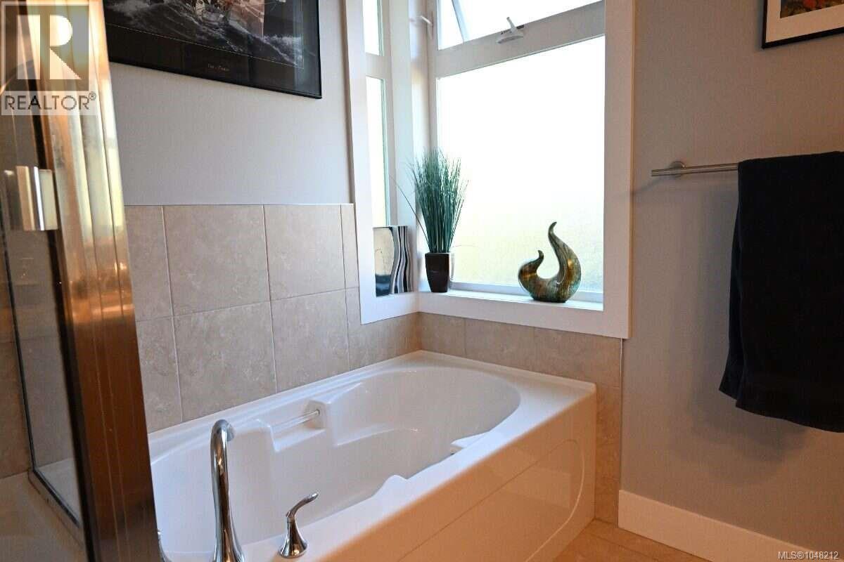 2625 Streamside Pl - Image 31