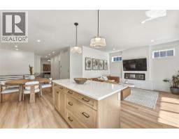 Kitchen - 7012 Manning Place, Vernon, BC V1B0B6 Photo 13