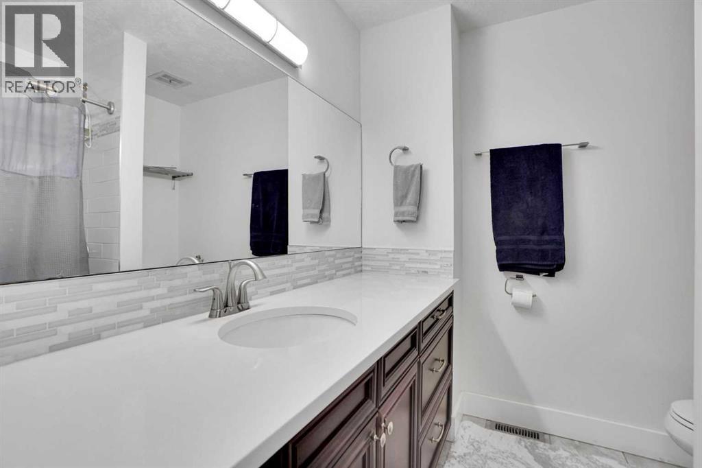 5702 Brenner Crescent NW - 31