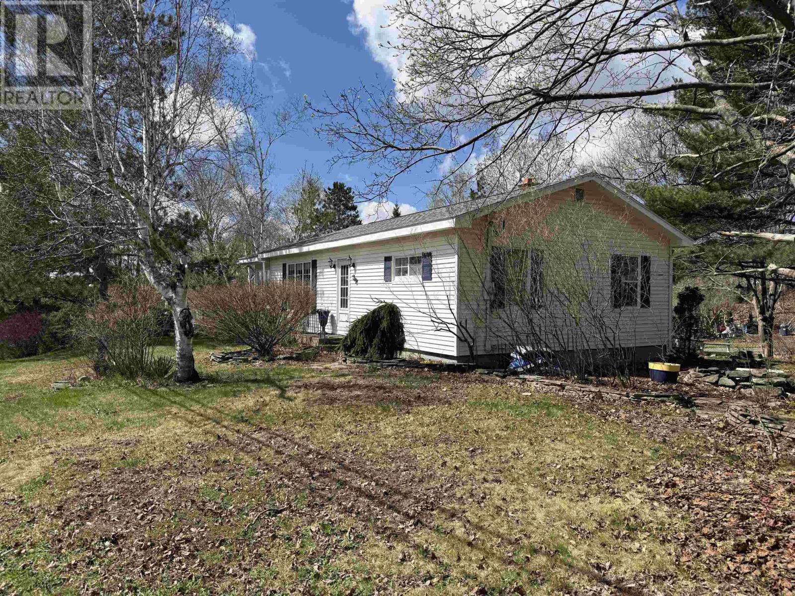 39 Munroe Ave Extension - 17