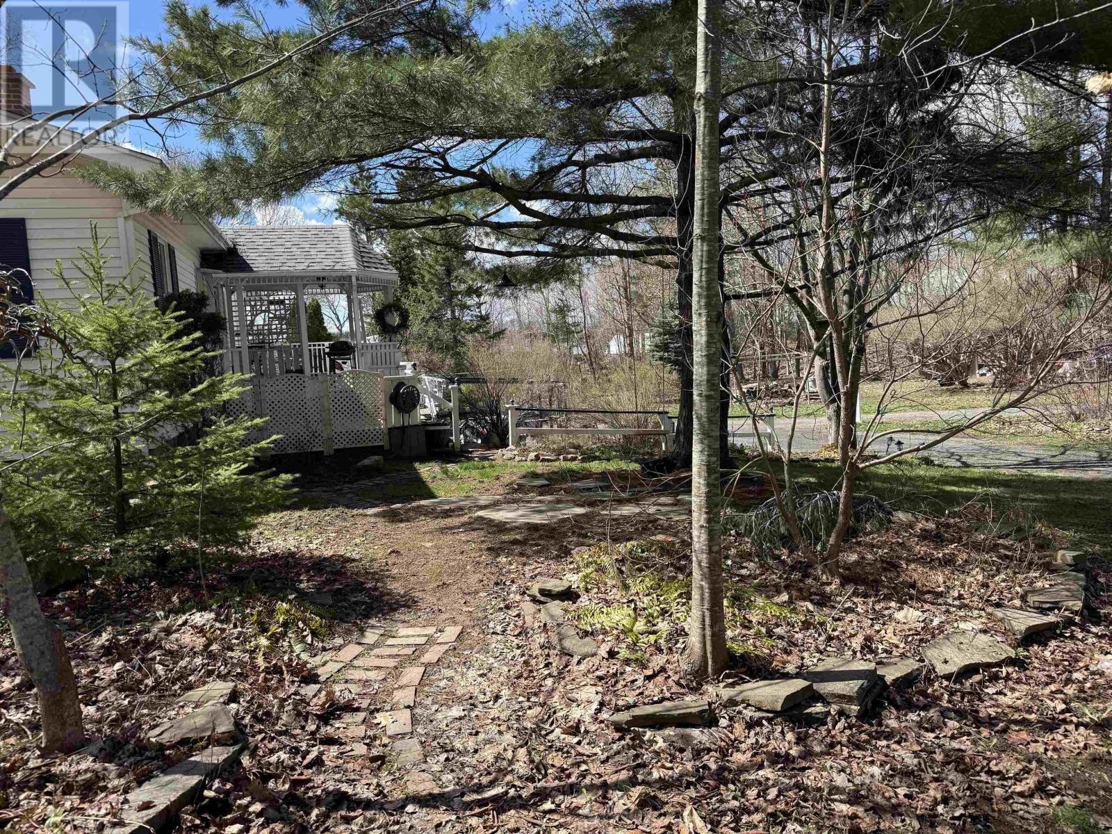 39 Munroe Ave Extension - 18