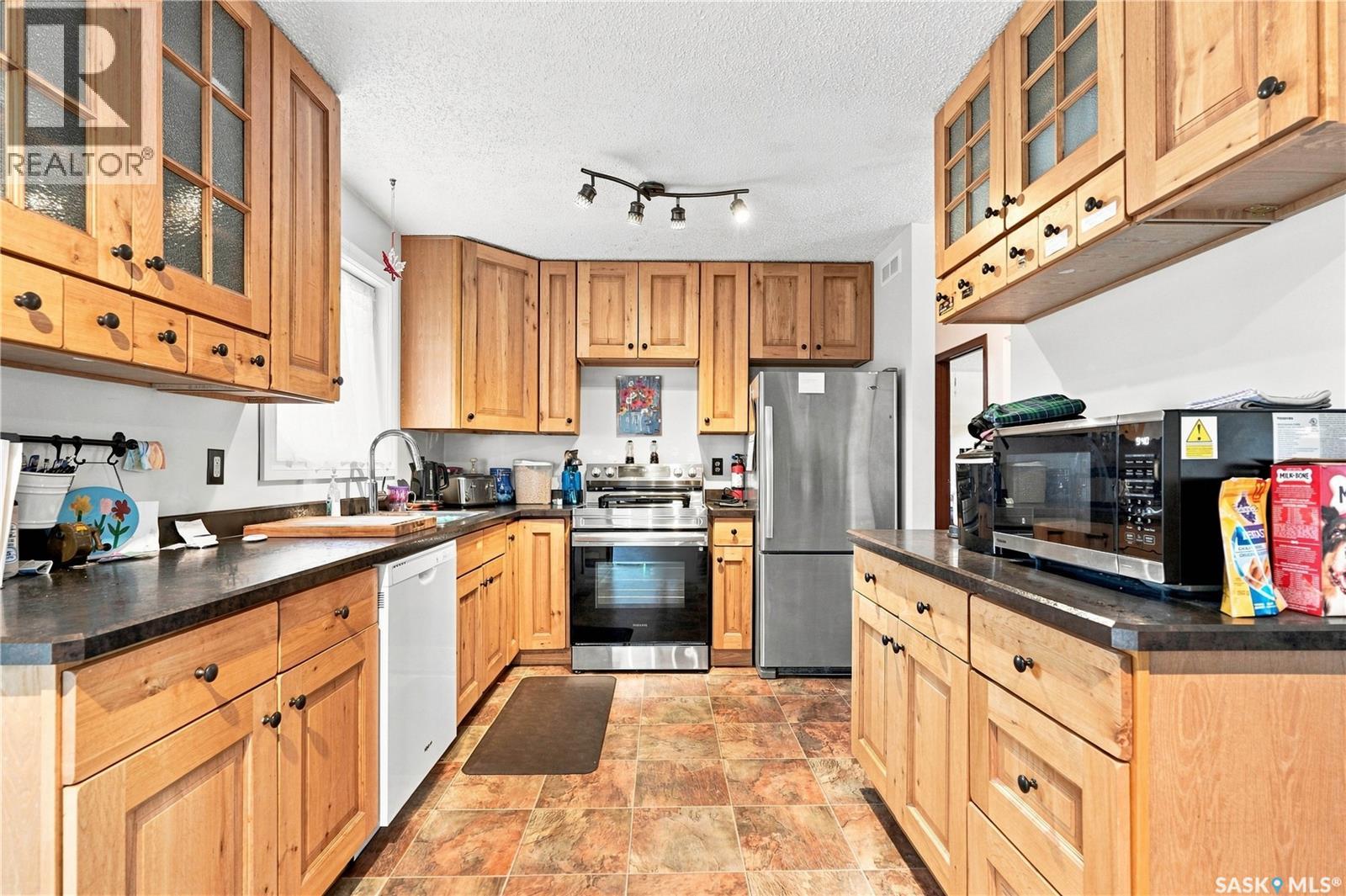 402 Fehr CRESCENT - 10