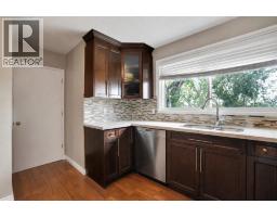 2pc Bathroom - 5748 Dalmead Crescent Nw, Calgary, AB T2A1E6 Photo 14